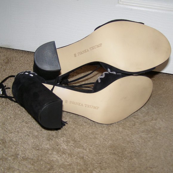 NEW Ivanka Trump Suede Ankle lace heels size 8-8.5 - Picture 10 of 13